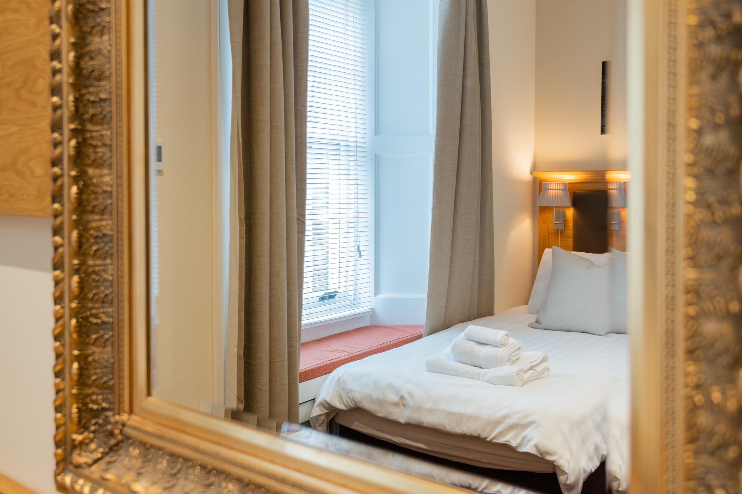 138 North Street - Luxury 2 Bed 2 Bath With Secret Garden, Summerhouse, Putting Green 圣安德鲁斯 外观 照片