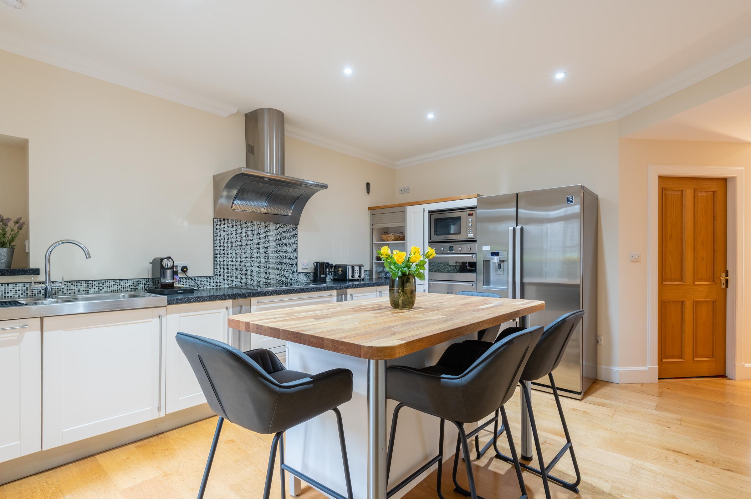 138 North Street - Luxury 2 Bed 2 Bath With Secret Garden, Summerhouse, Putting Green 圣安德鲁斯 外观 照片